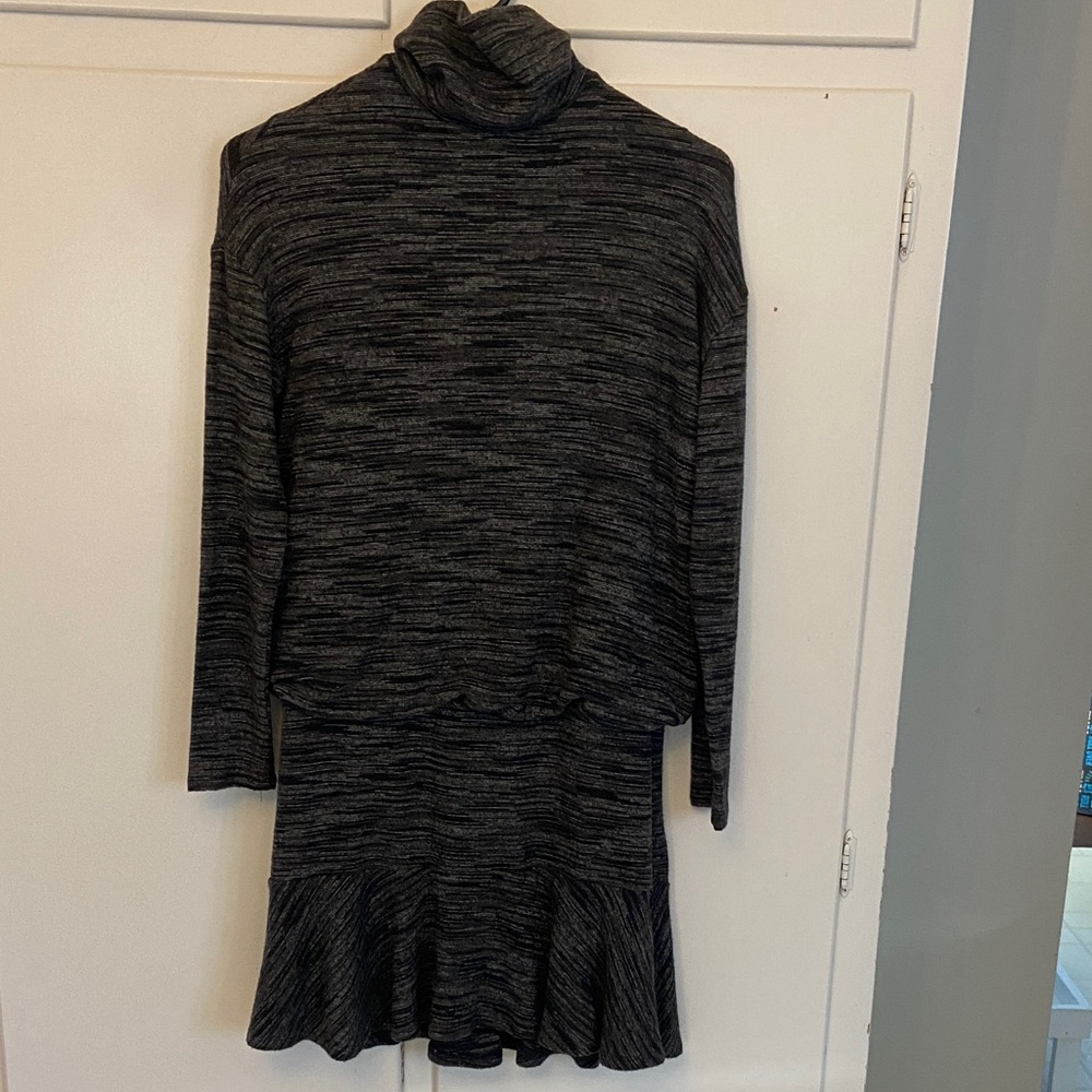 Bailey/44 Chic Gray Turtleneck Sweater Dress Soft Lined petite